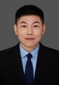 穿着西装的男人AI 生成的内容可能不正确。